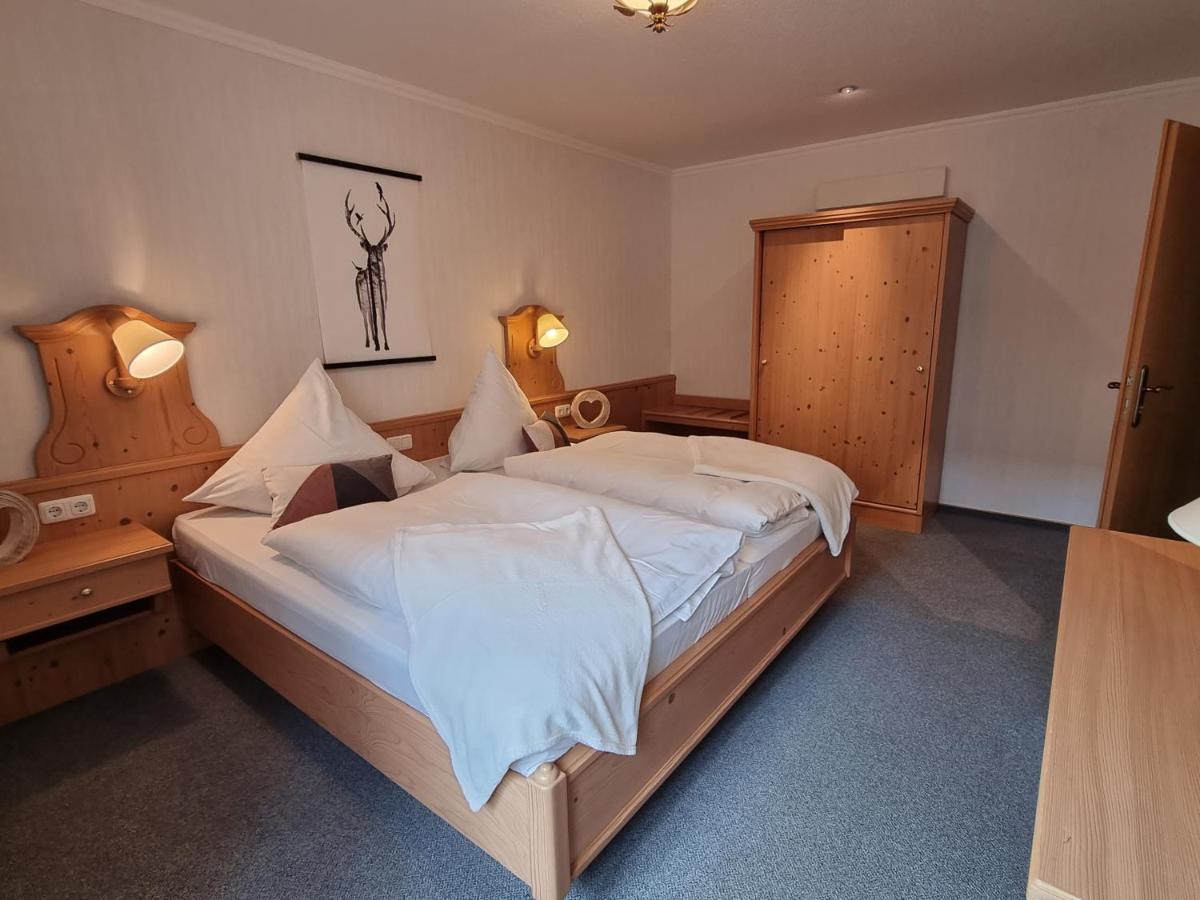 Landhotel Hof Barrl Schneverdingen Værelse billede